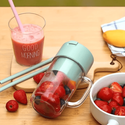 2 In 1 Portable Crusher Juicer With Handle & Straw